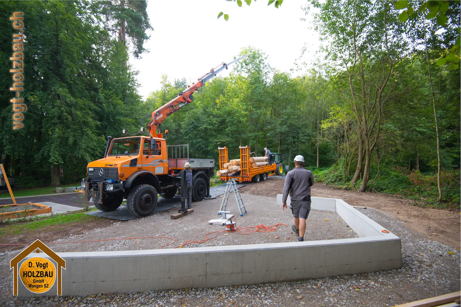 Blockhaus Gruobi: Aufrichte beim Spielplatz in Pfäffikon SZ