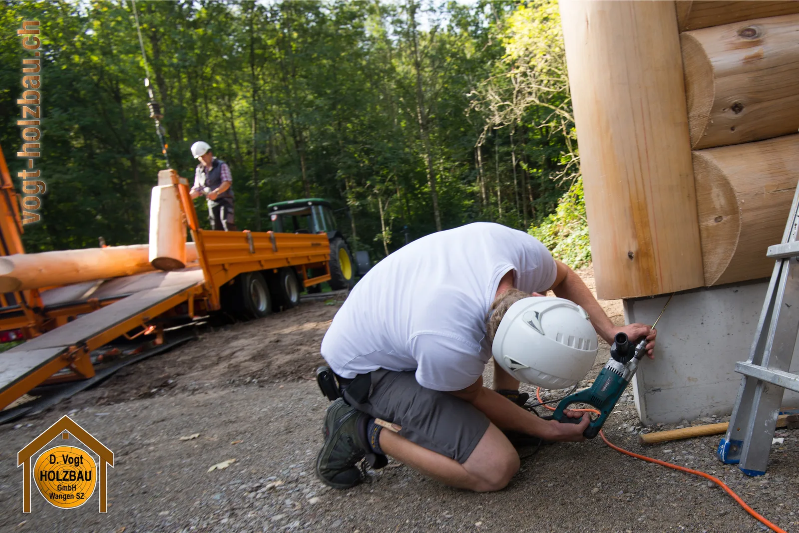 Blockhaus Gruobi: Aufrichte beim Spielplatz in Pfäffikon SZ