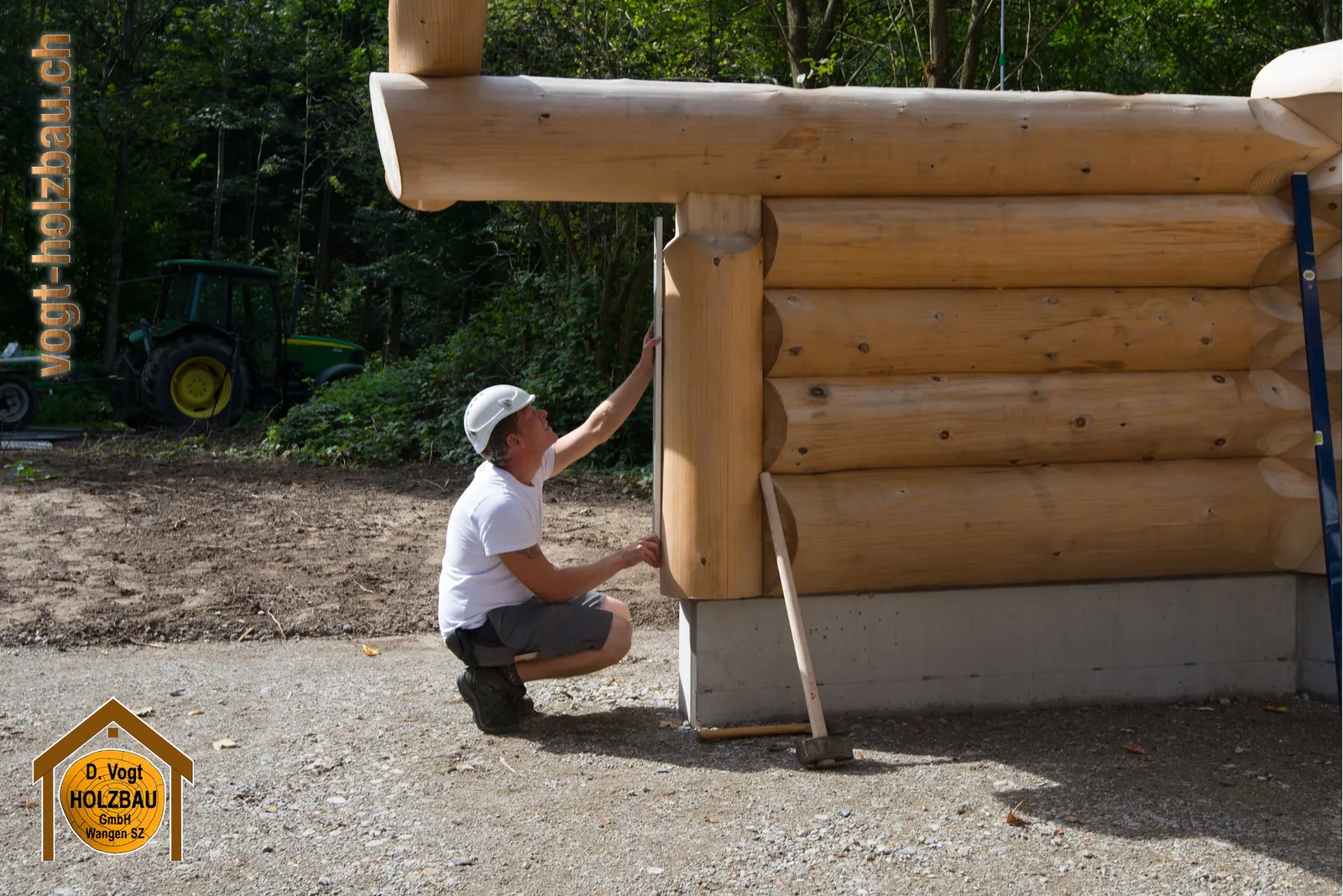 Blockhaus Gruobi: Aufrichte beim Spielplatz in Pfäffikon SZ