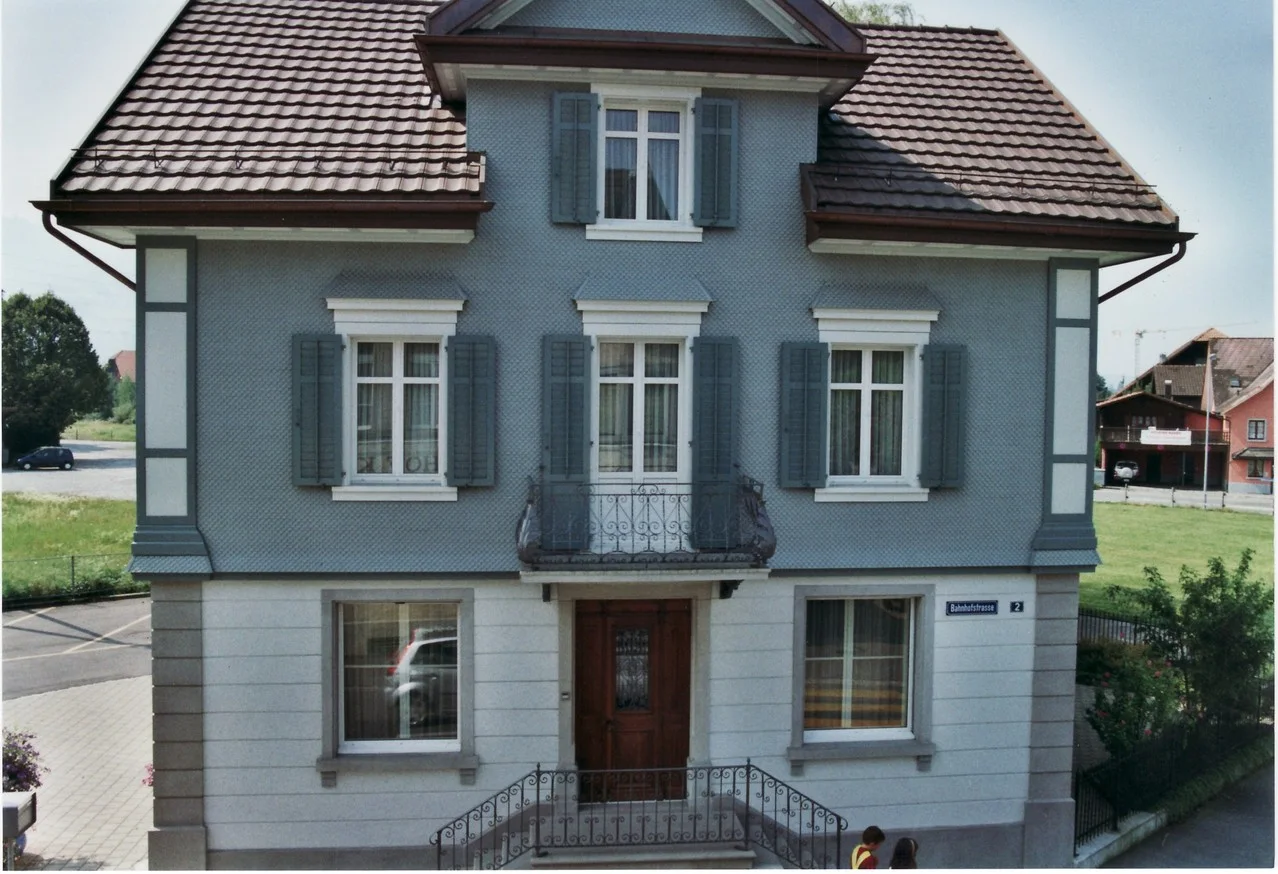 Neue Fassade Haus Paul Bruhin Wangen erstellt mit SwissPearl Eternit
