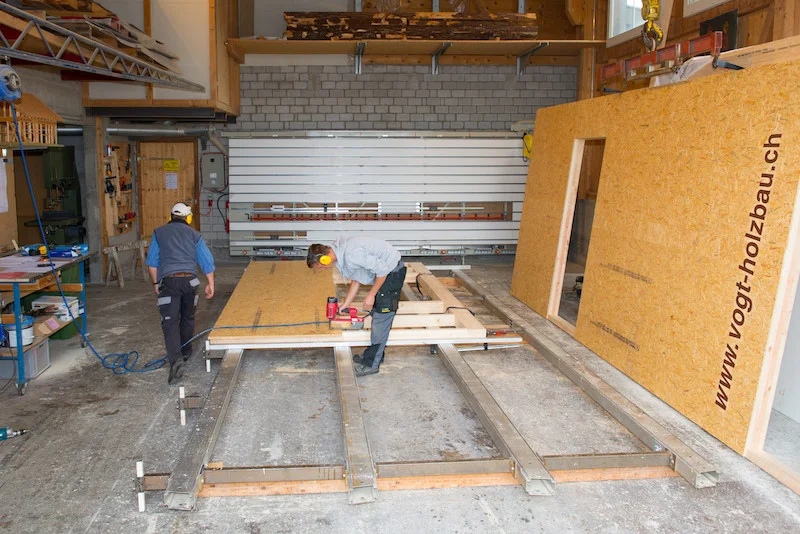Zusammenbau von Holzelementen